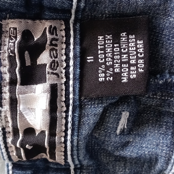 RAVE R4R JEANS WOMAN'S  MNI DENIM SKIRT. SIZE 11. COLOR BLUE. - Picture 14 of 16